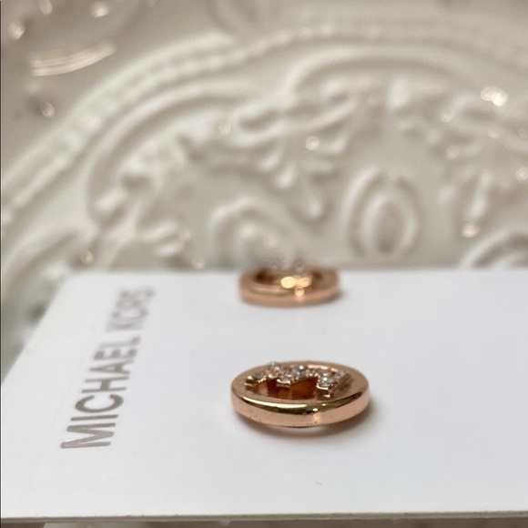 Michael Kors Rose Gold Engraved Studs Circle Earrings Classic Simple Elegant - Picture 7 of 11
